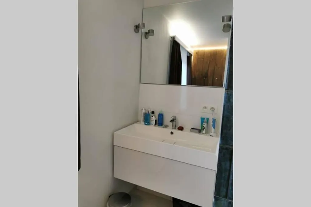 Spacious Villa Near A Lake Bredene